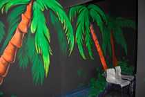 Het fluorescerende fresco: kokospalmen