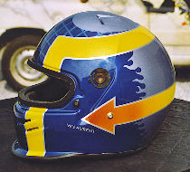Personalized helmet: geometrical reasons, squaring and arrow (seen profile)