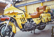  Gold Wing Honda with a decoration custom including/understanding: caynon of Colorado, head of Indian,